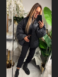 Damska kurtka puchowa oversize typu puffer w kolorze czarnym